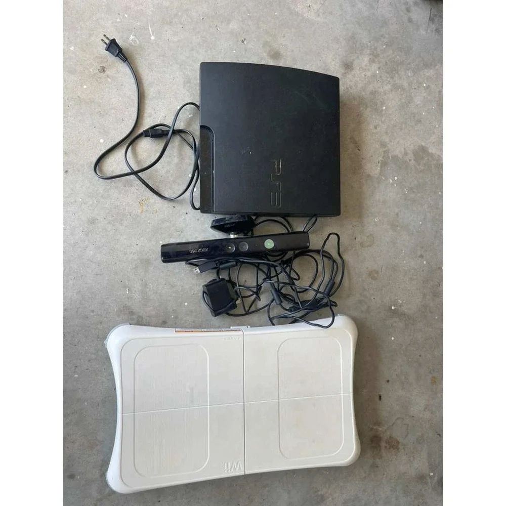 Sony PlayStation 3 Slim Console Xbox 360 Kinect & Wii Balance Board (for parts)